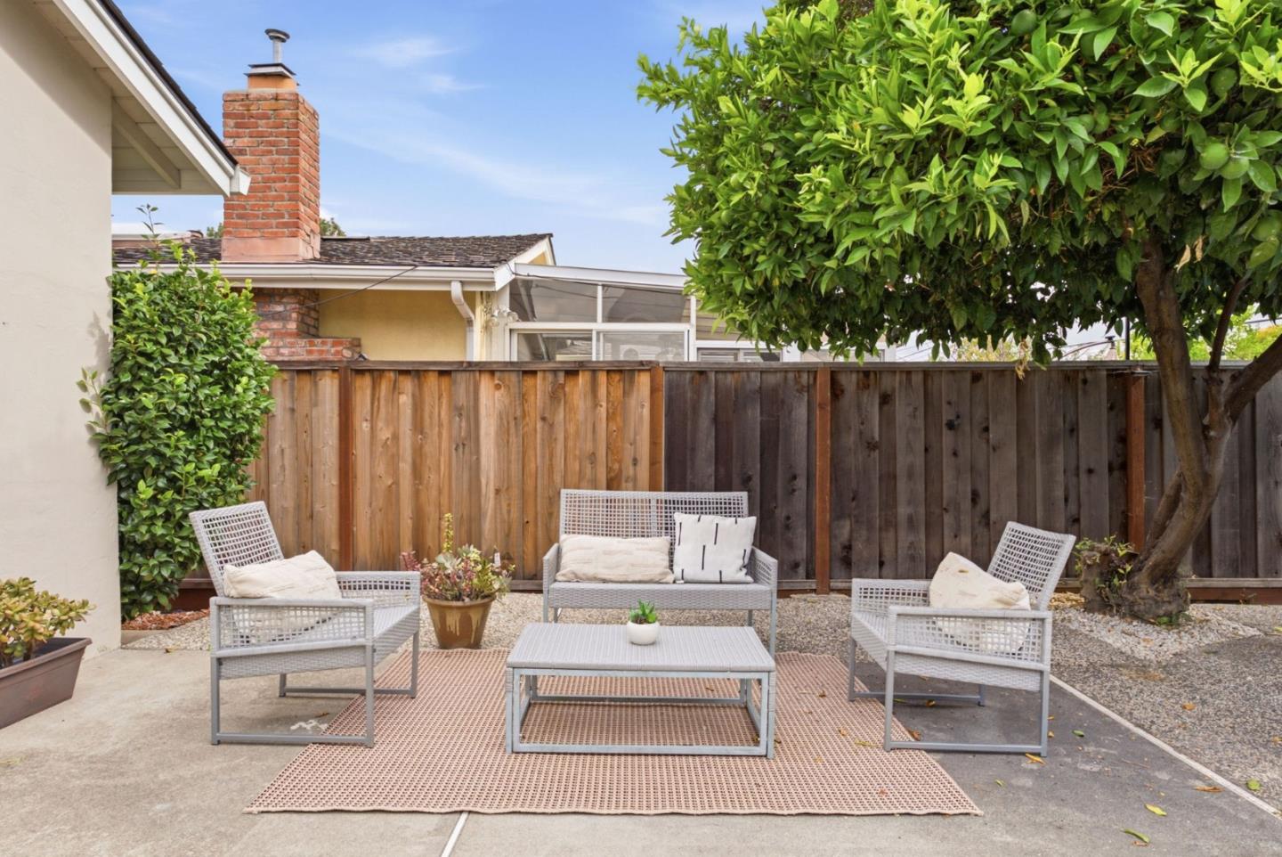 944 Orchid WAY