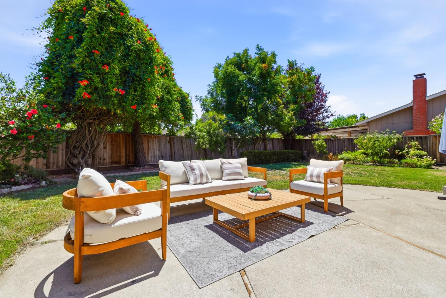 40220 Hacienda CT