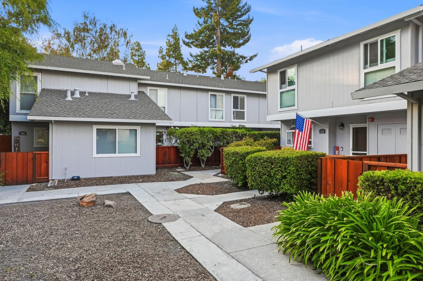 114 Granada DR