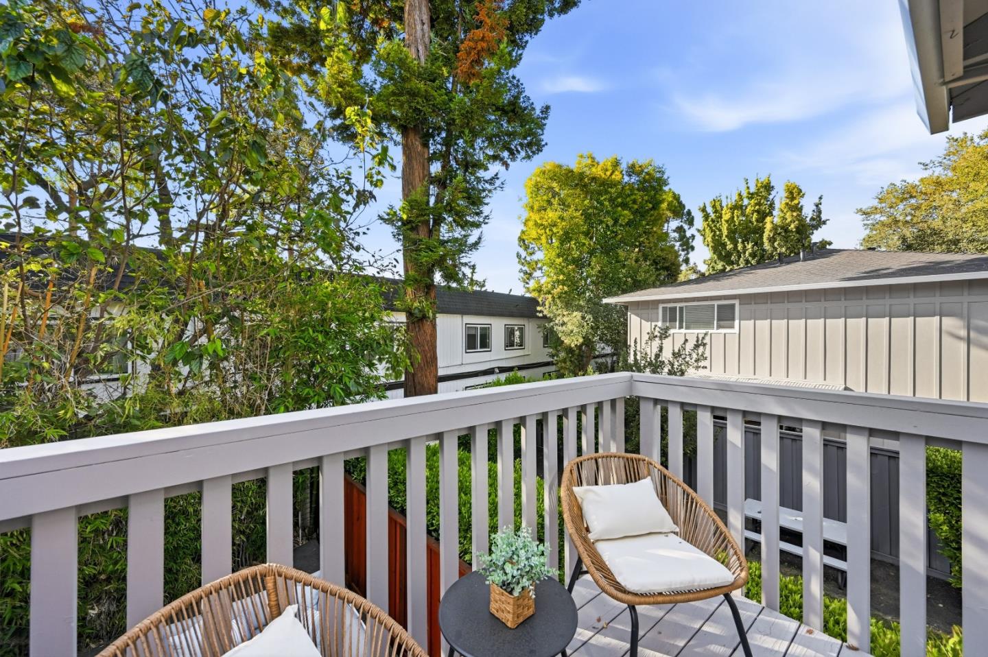 114 Granada DR