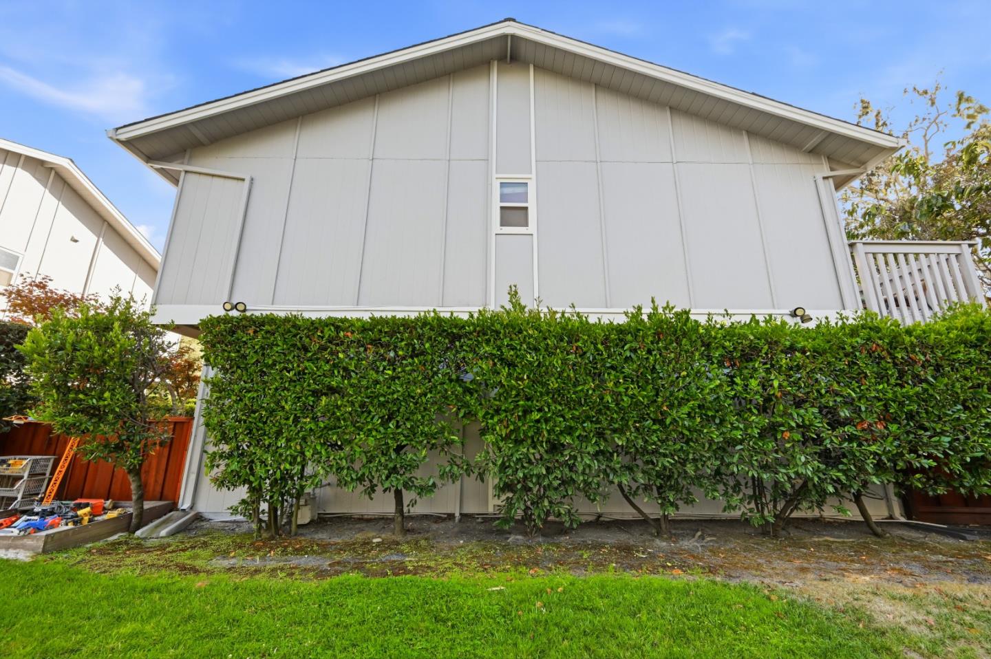 114 Granada DR