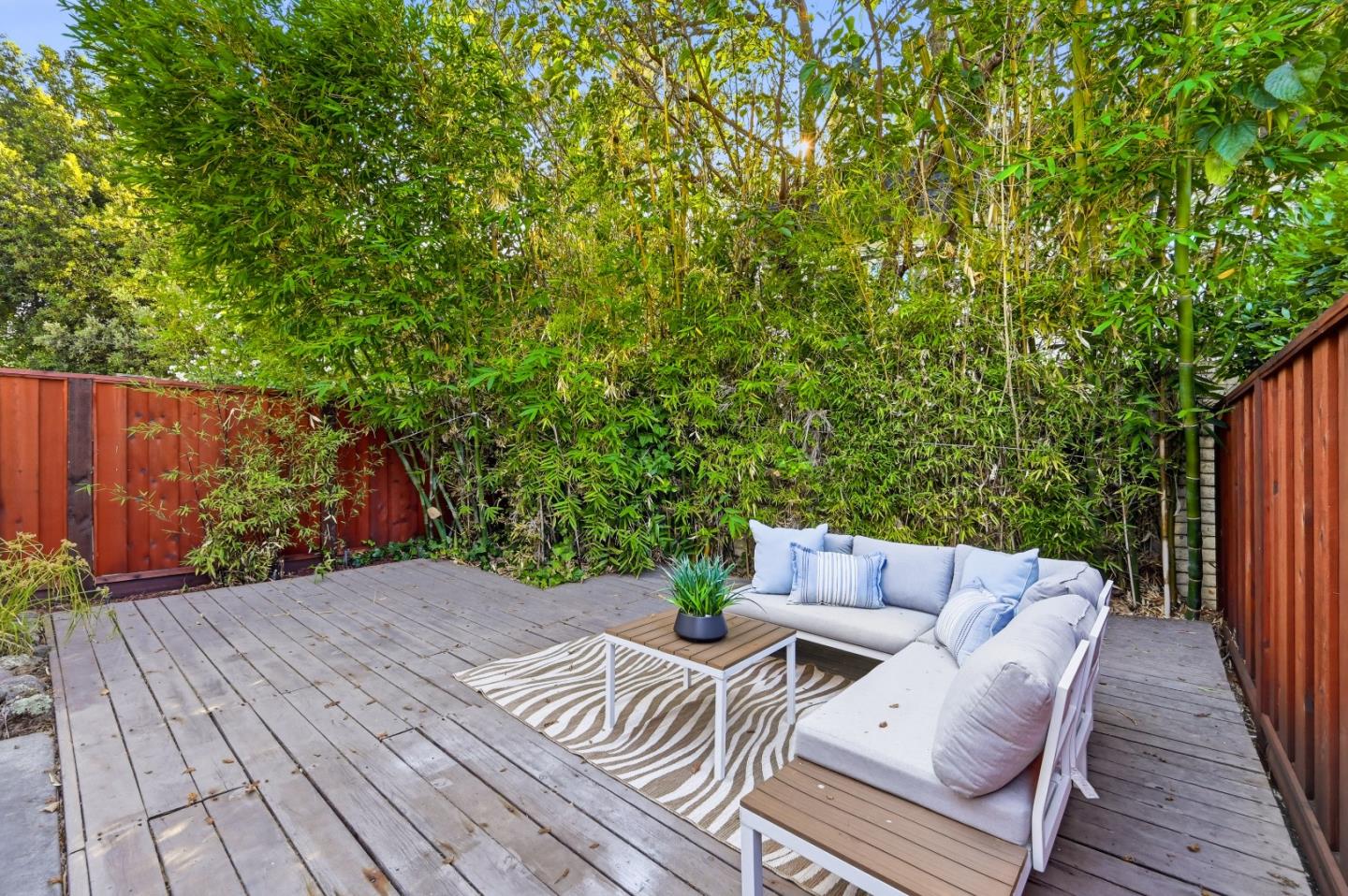 114 Granada DR