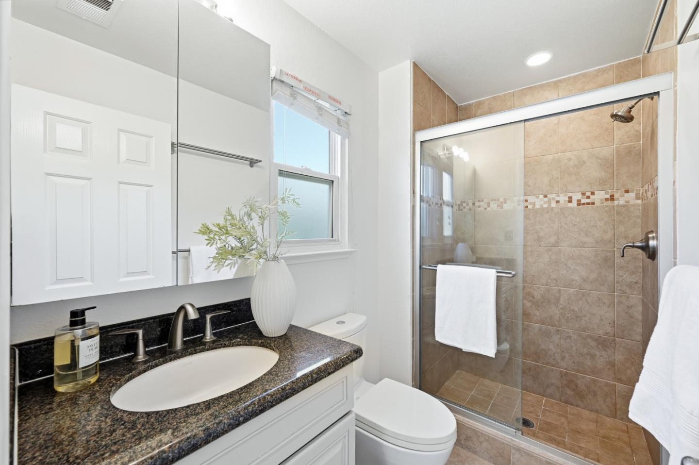 114 Granada DR