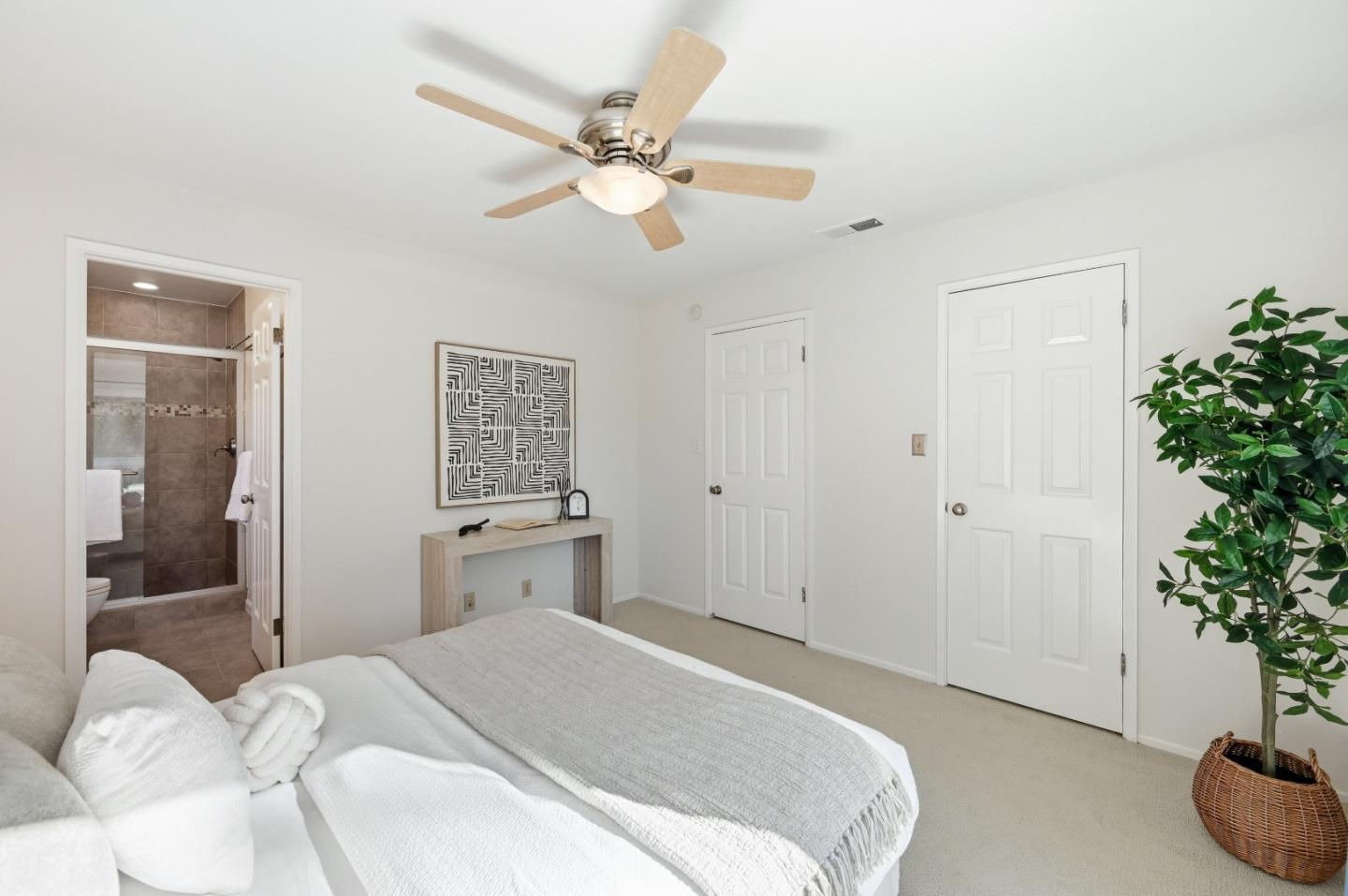 114 Granada DR