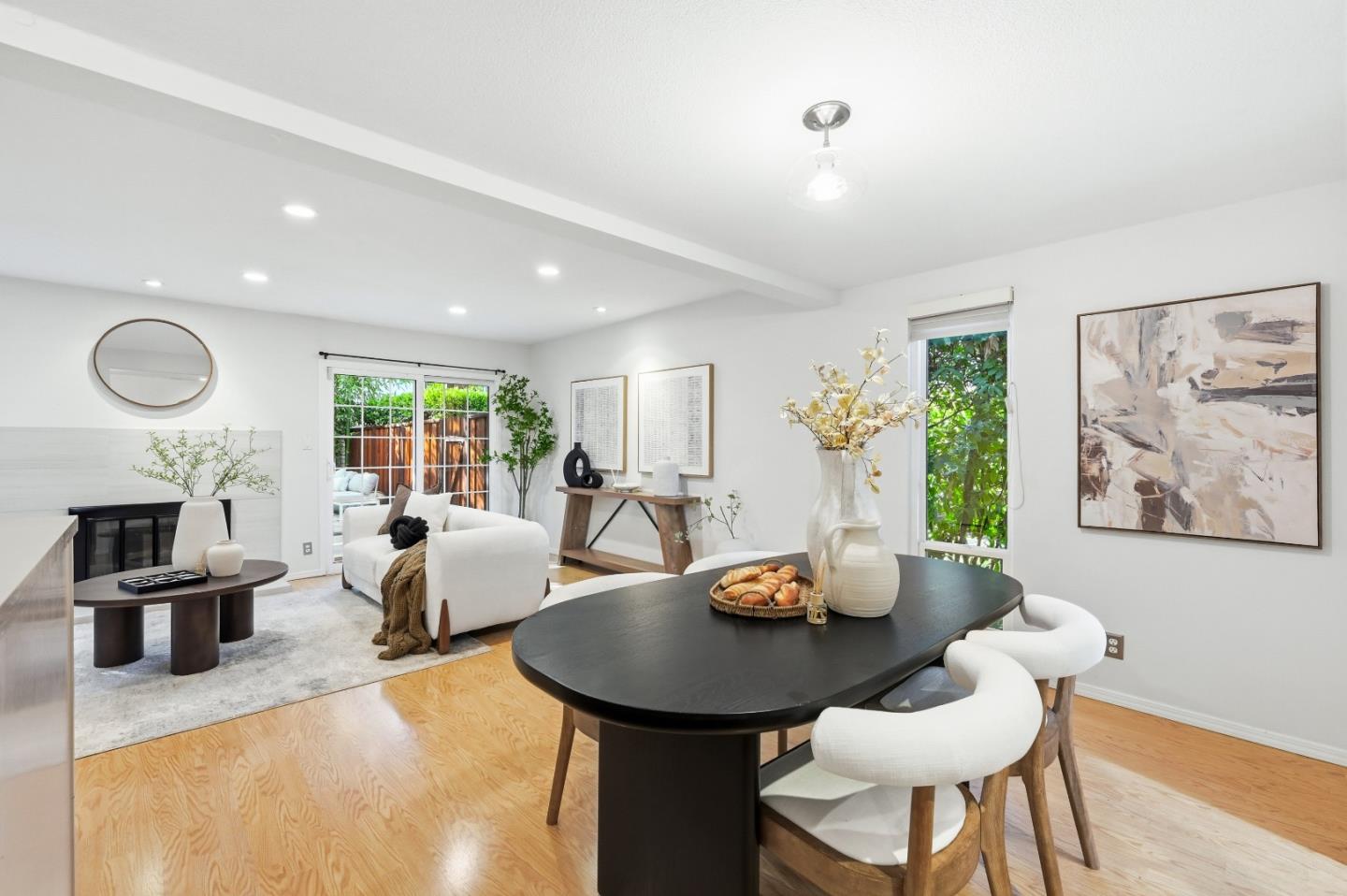 114 Granada DR