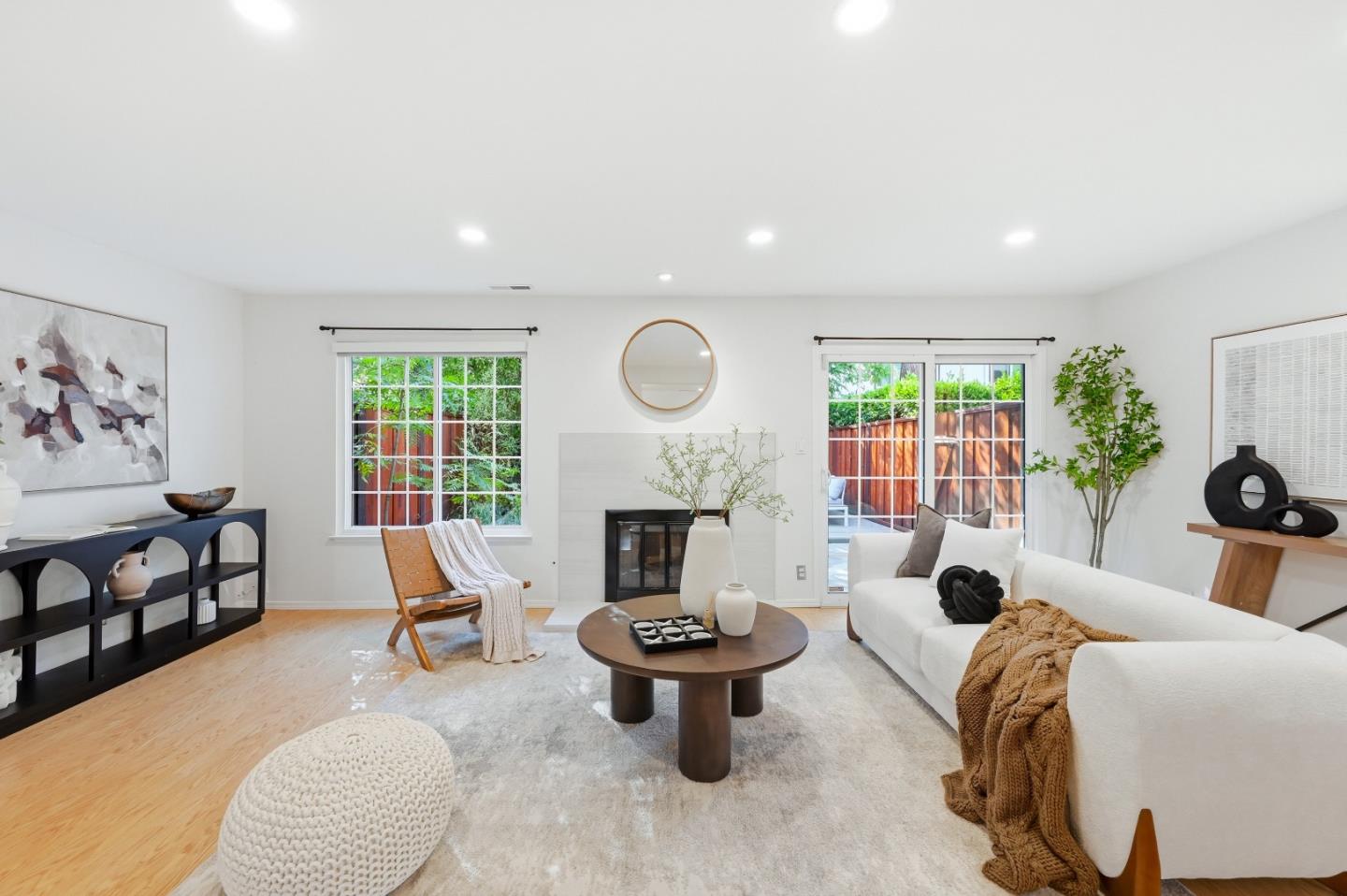 114 Granada DR