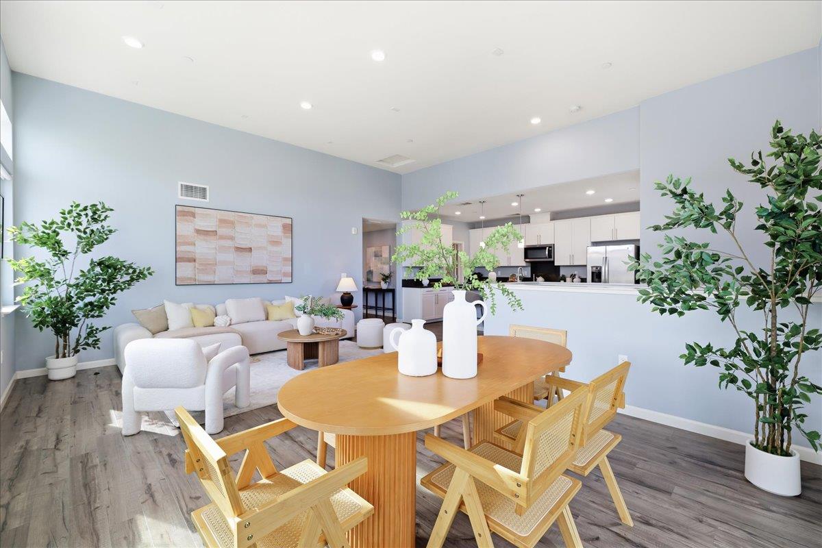192 William Manly ST 6