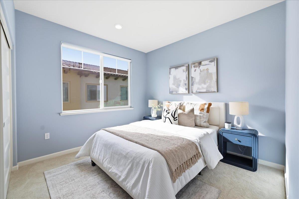 192 William Manly ST 6