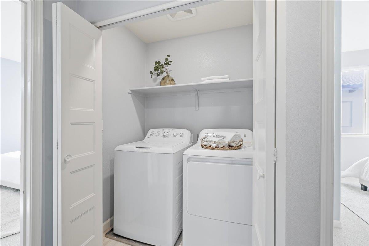192 William Manly ST 6