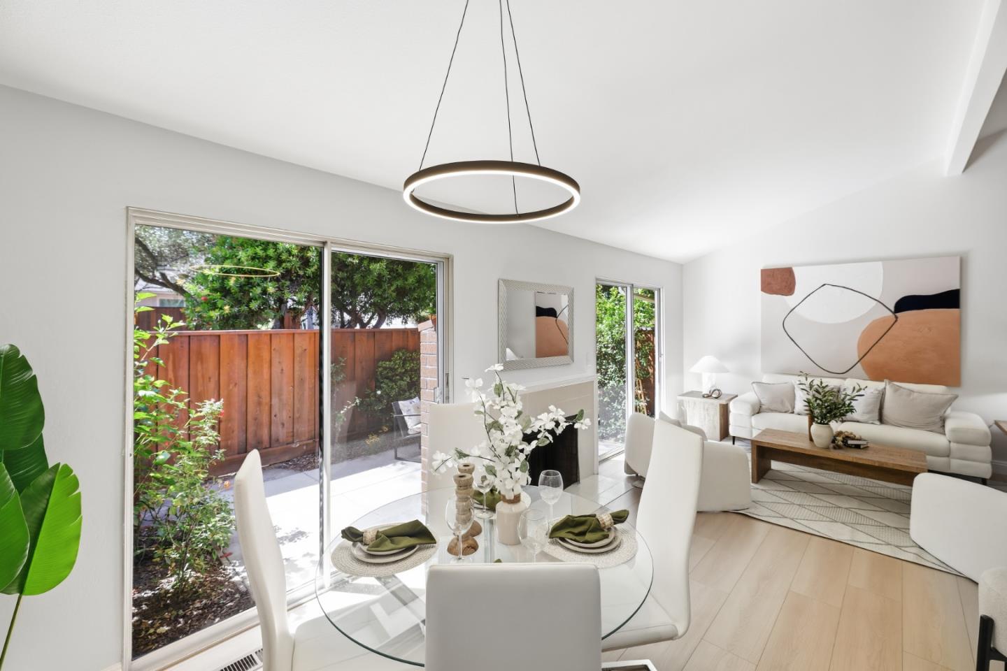 10939 Northshore SQ