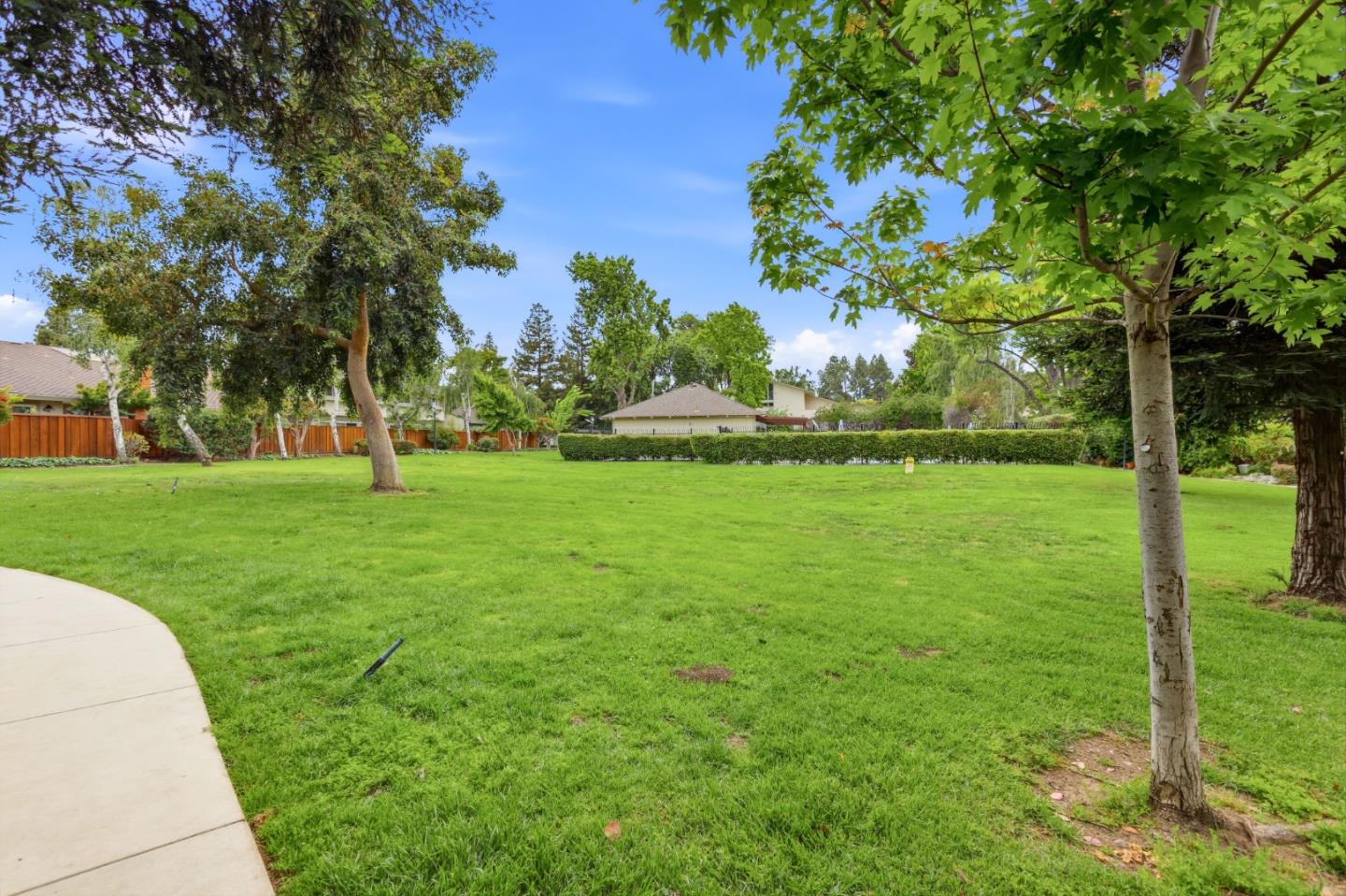 10939 Northshore SQ