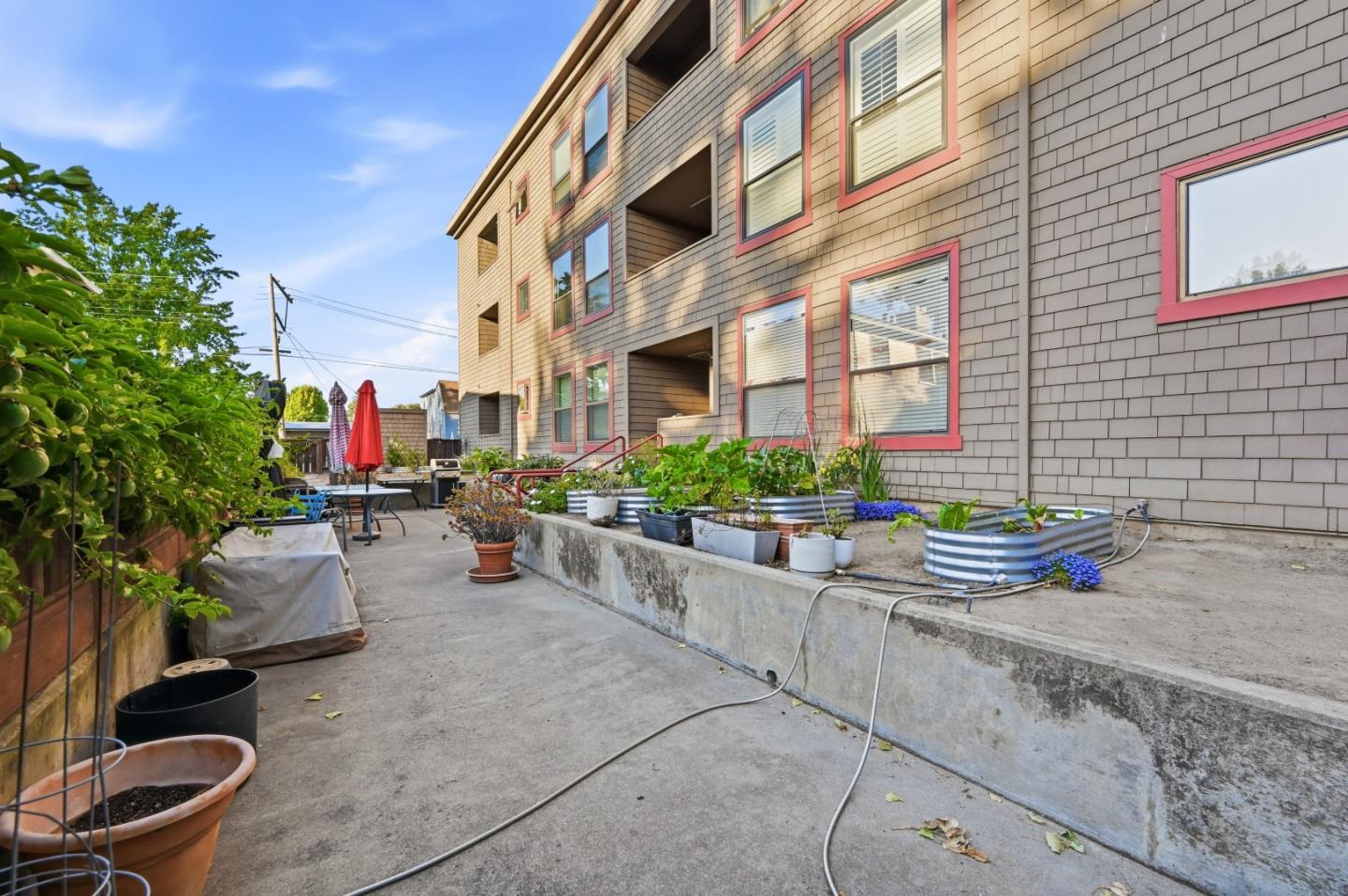 1500 Sherman AVE 2E