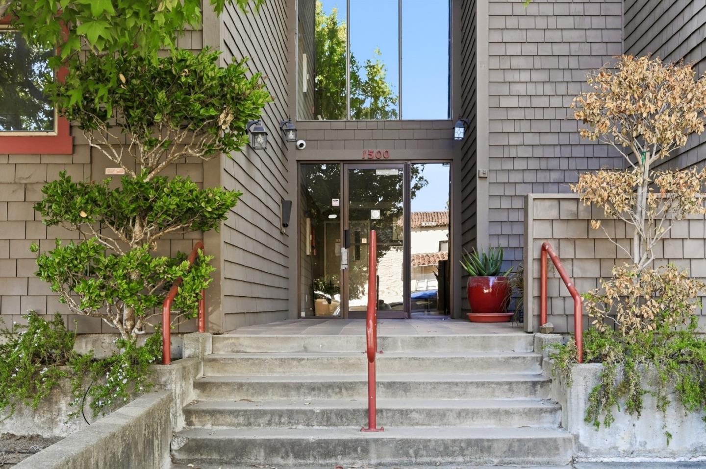 1500 Sherman AVE 2E