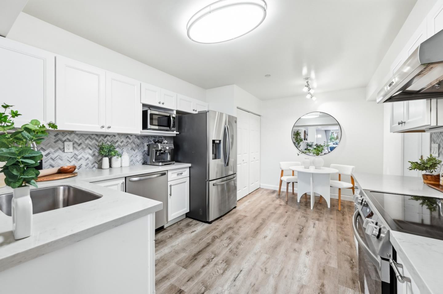 1500 Sherman AVE 2E