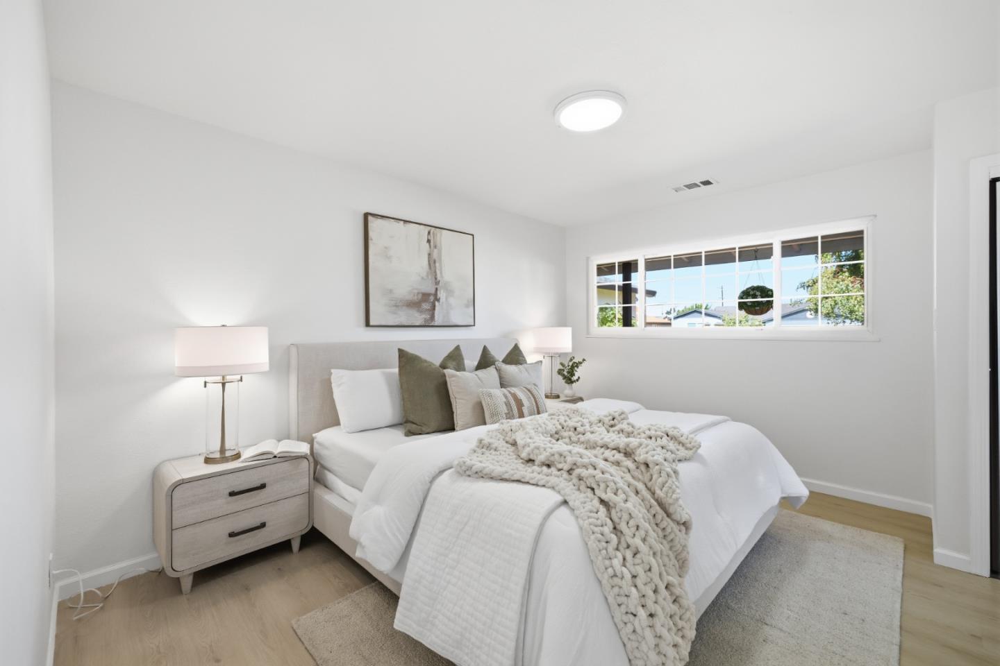 4552 El Cajon AVE