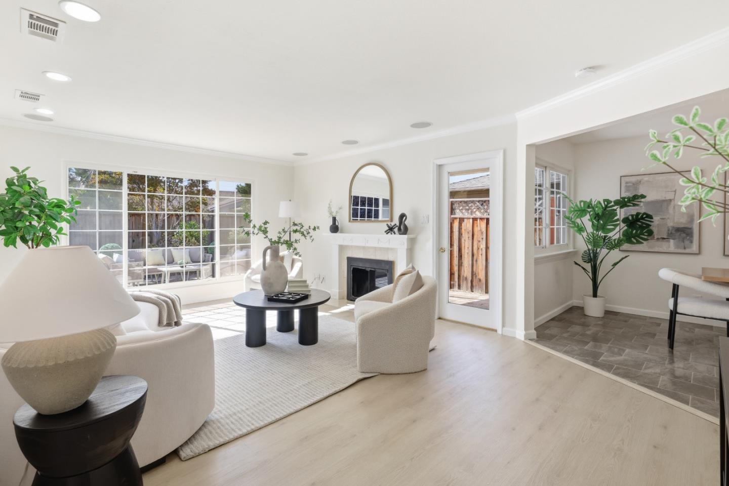 4552 El Cajon AVE