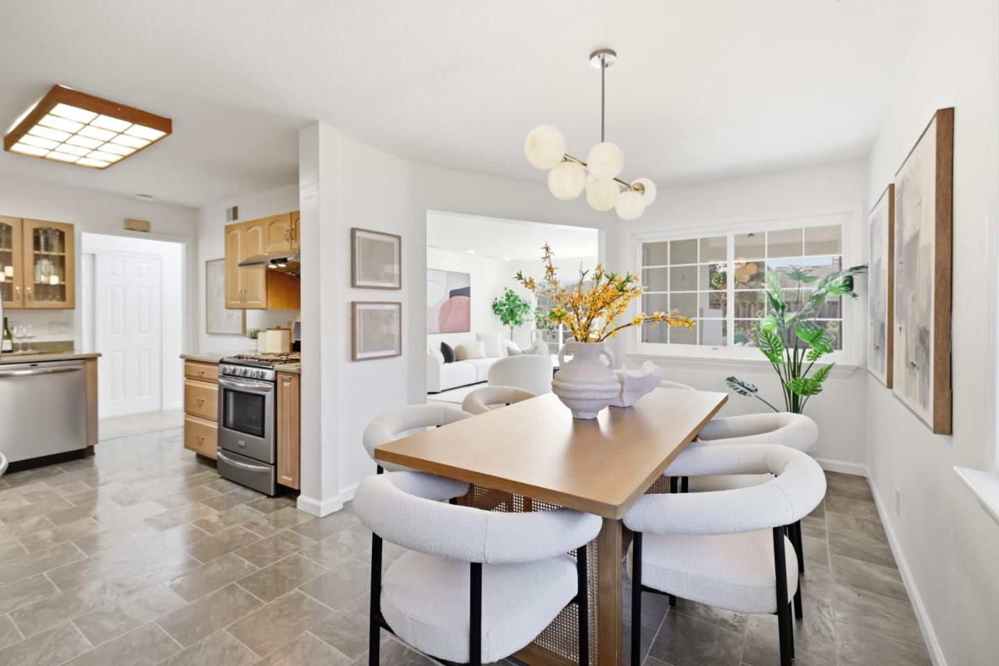 4552 El Cajon AVE