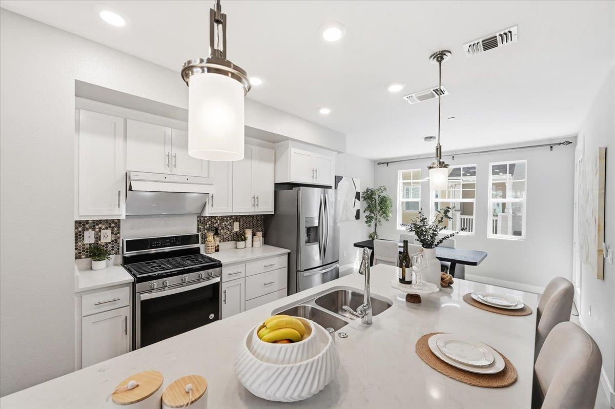147 Orbit WAY