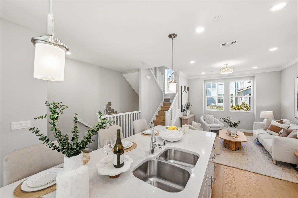 147 Orbit WAY