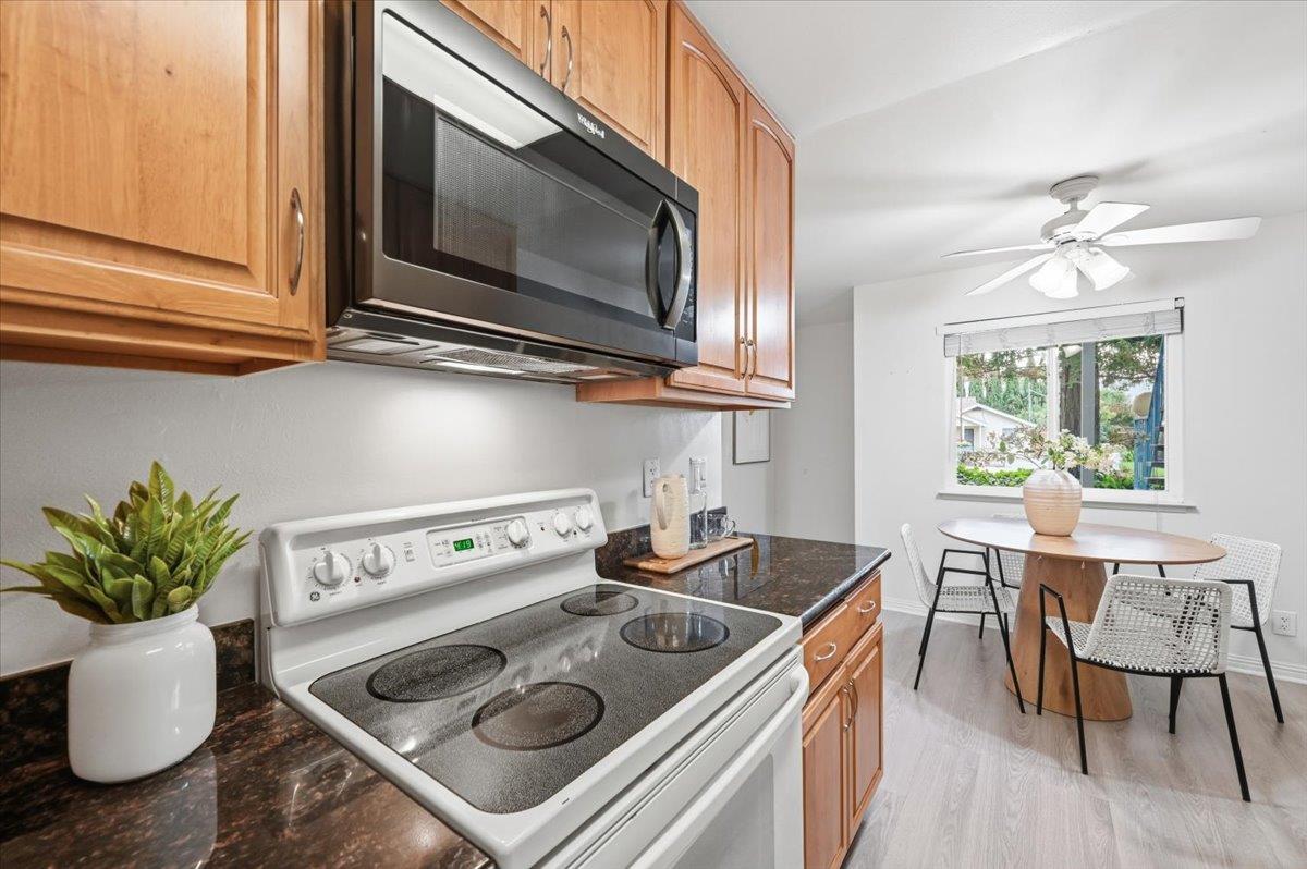 723 Sierra Vista AVE 2