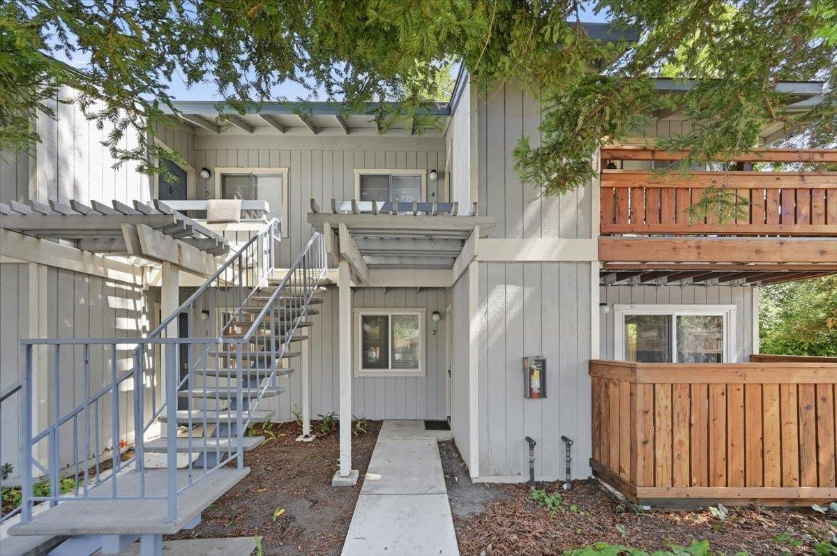 723 Sierra Vista AVE 2