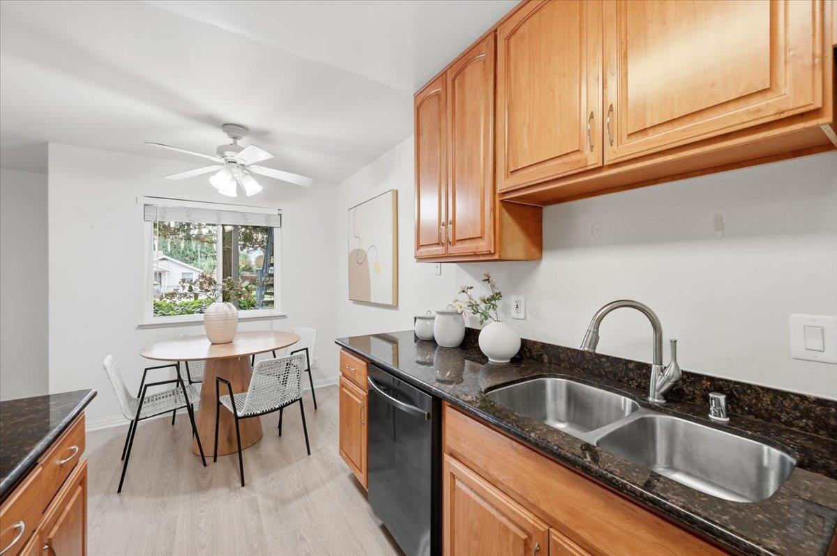 723 Sierra Vista AVE 2