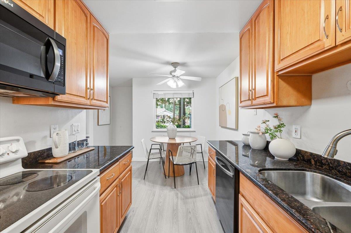723 Sierra Vista AVE 2