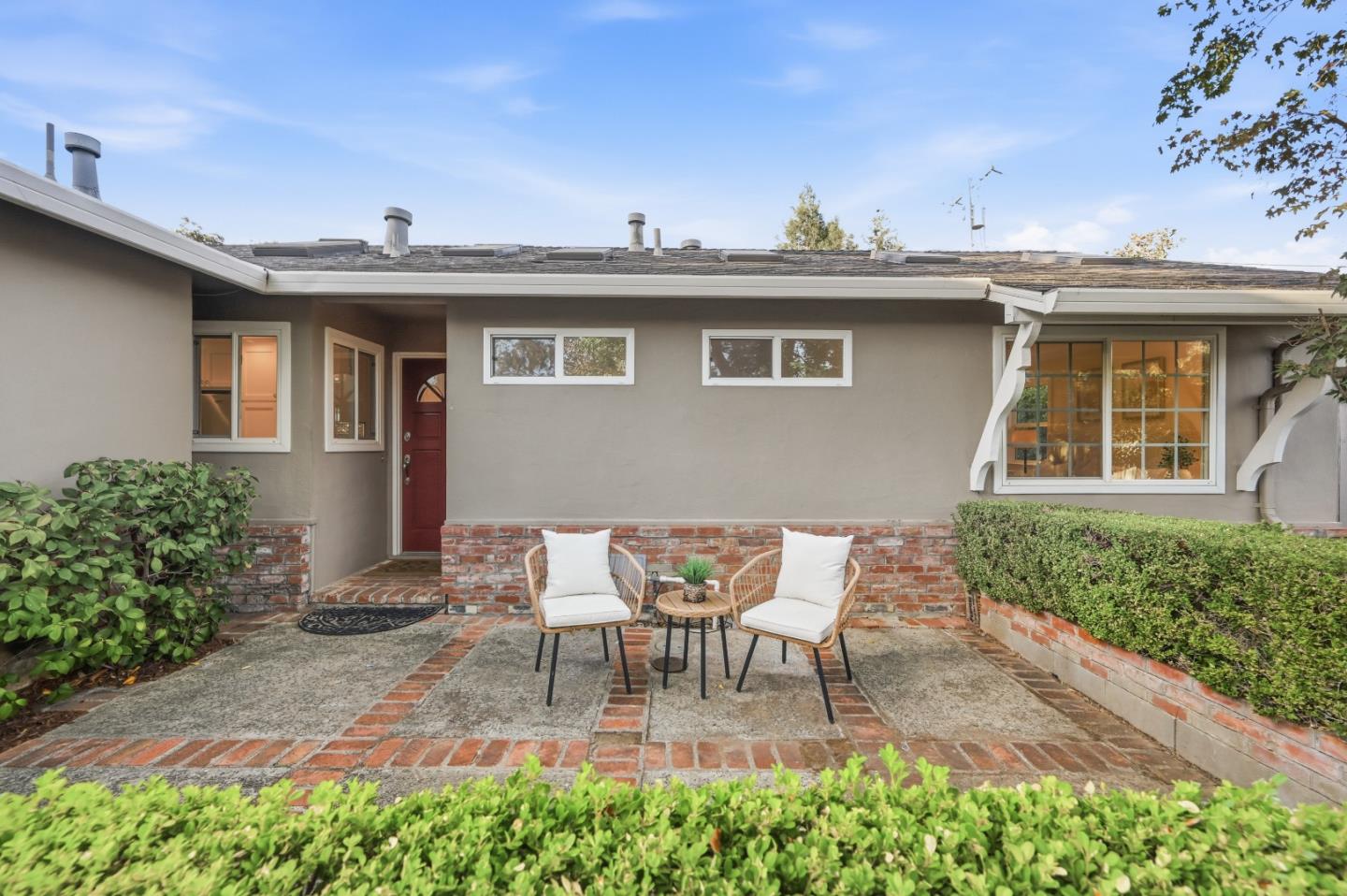 169 Ivy Hill WAY