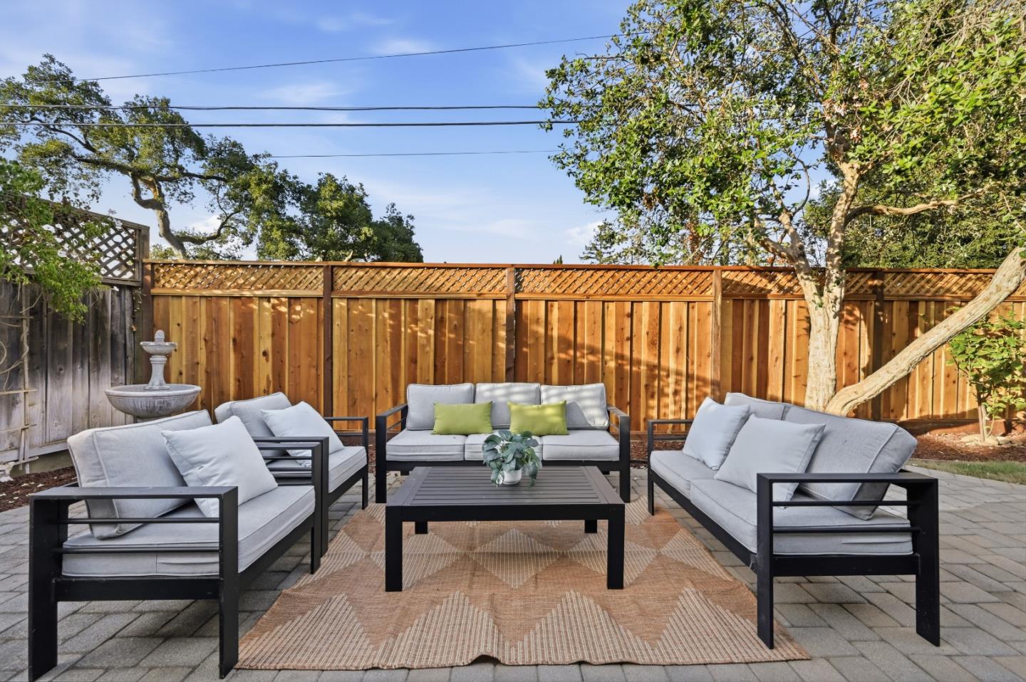 169 Ivy Hill WAY