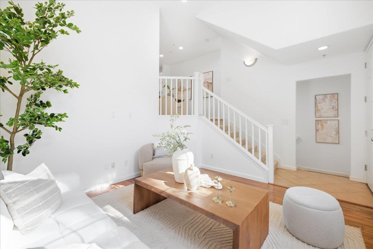 338 Olive Hill DR
