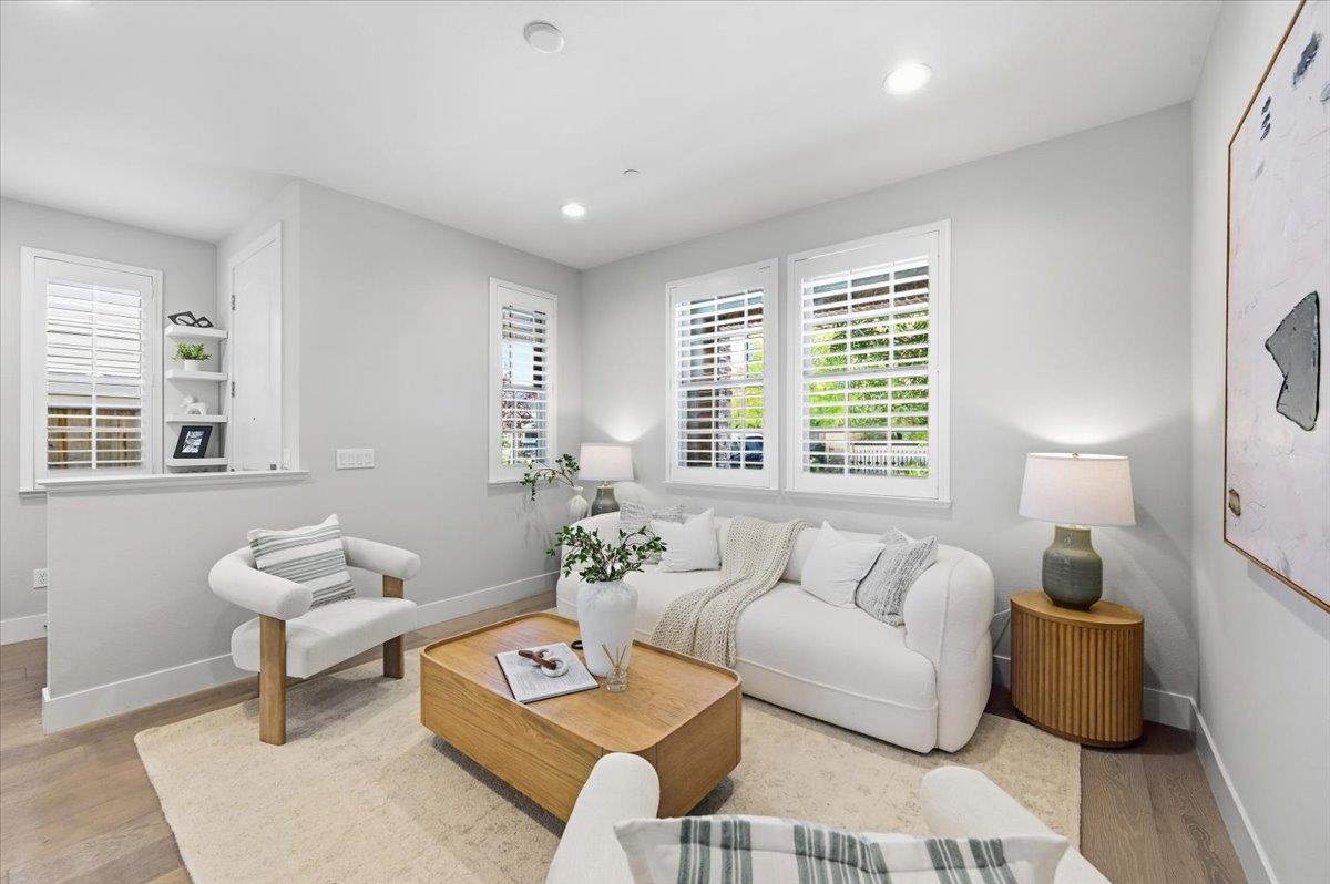 182 Melia LOOP