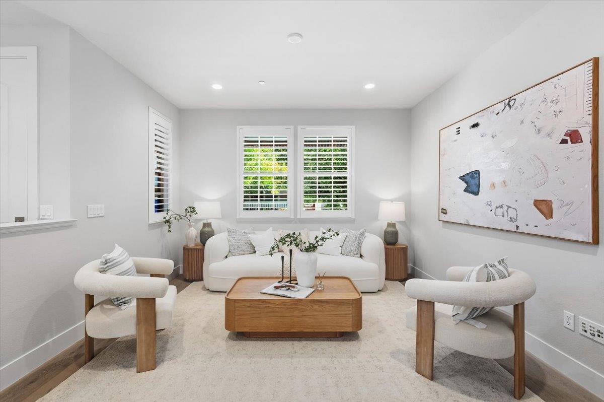 182 Melia LOOP