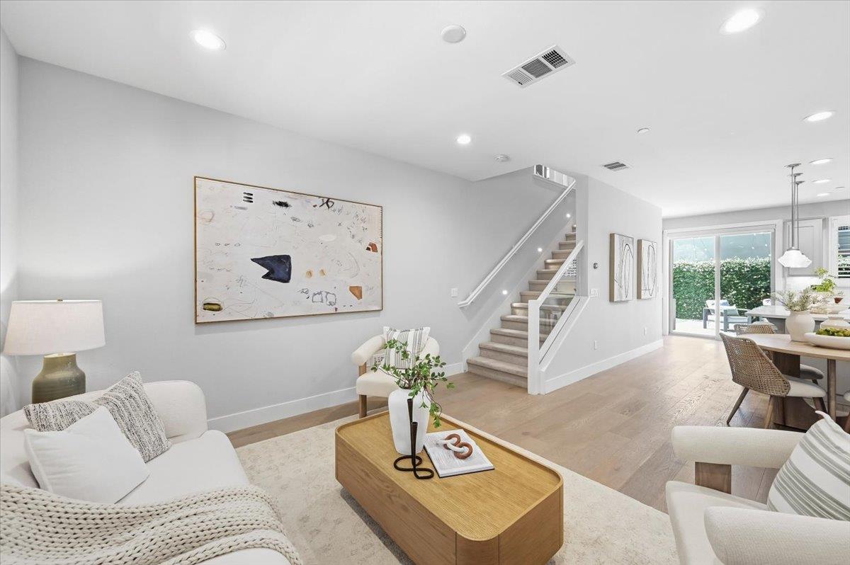182 Melia LOOP
