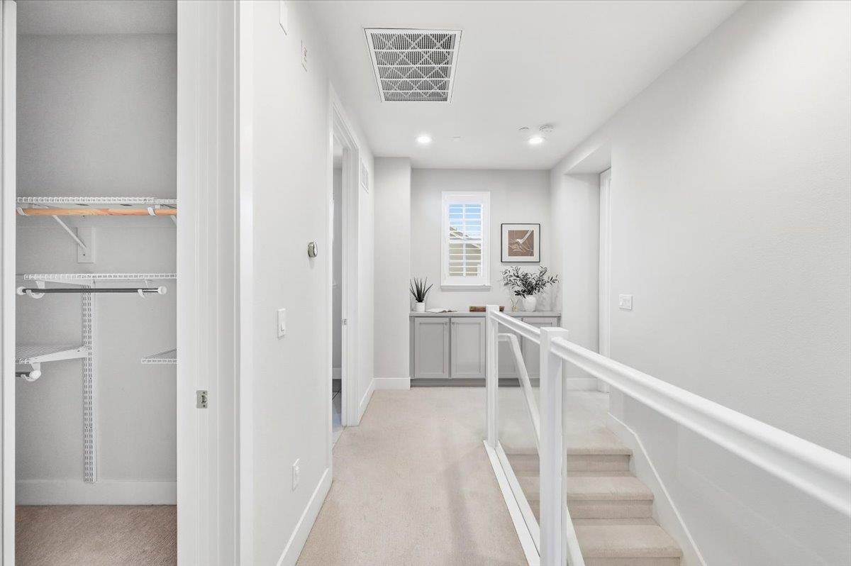 182 Melia LOOP