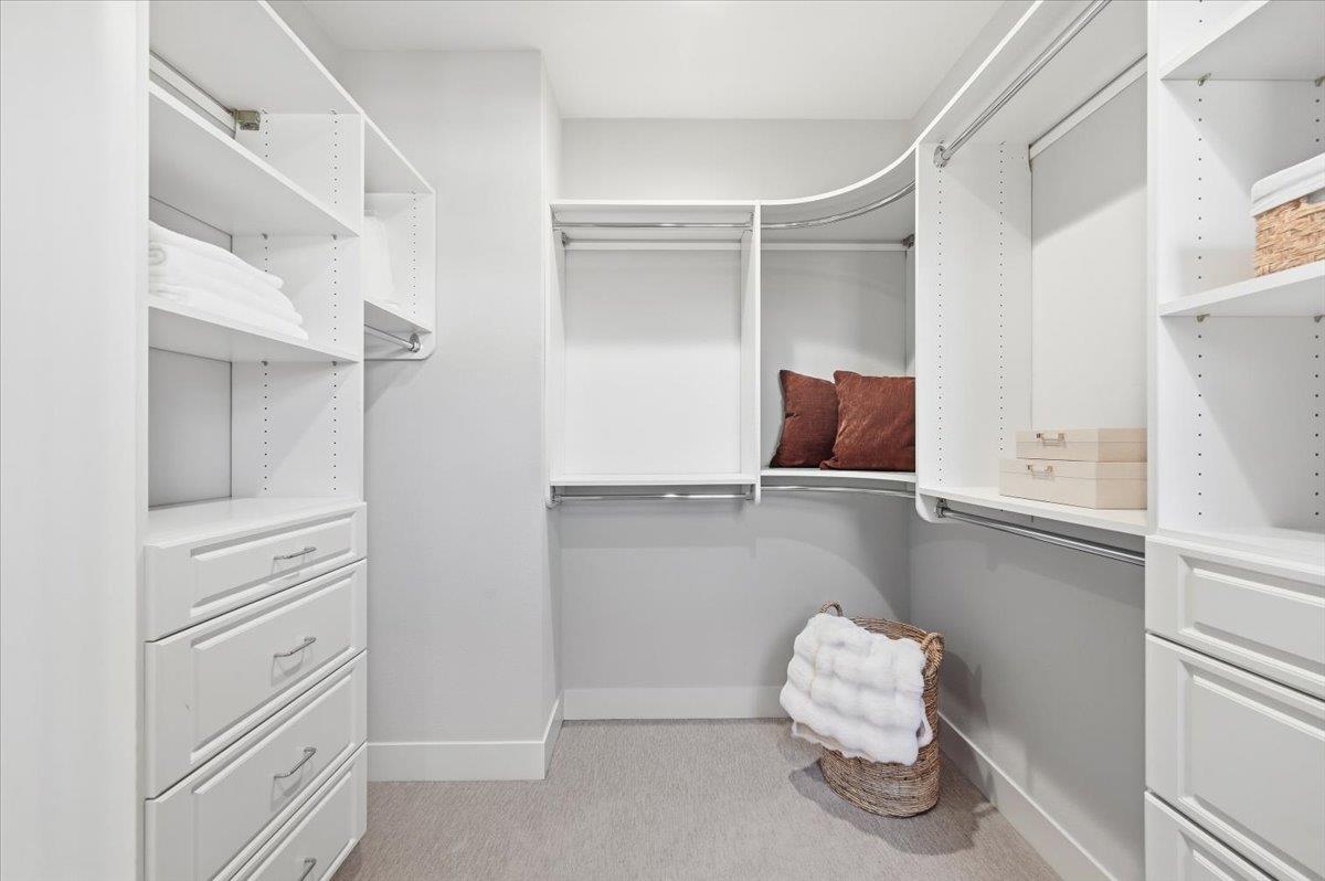 182 Melia LOOP