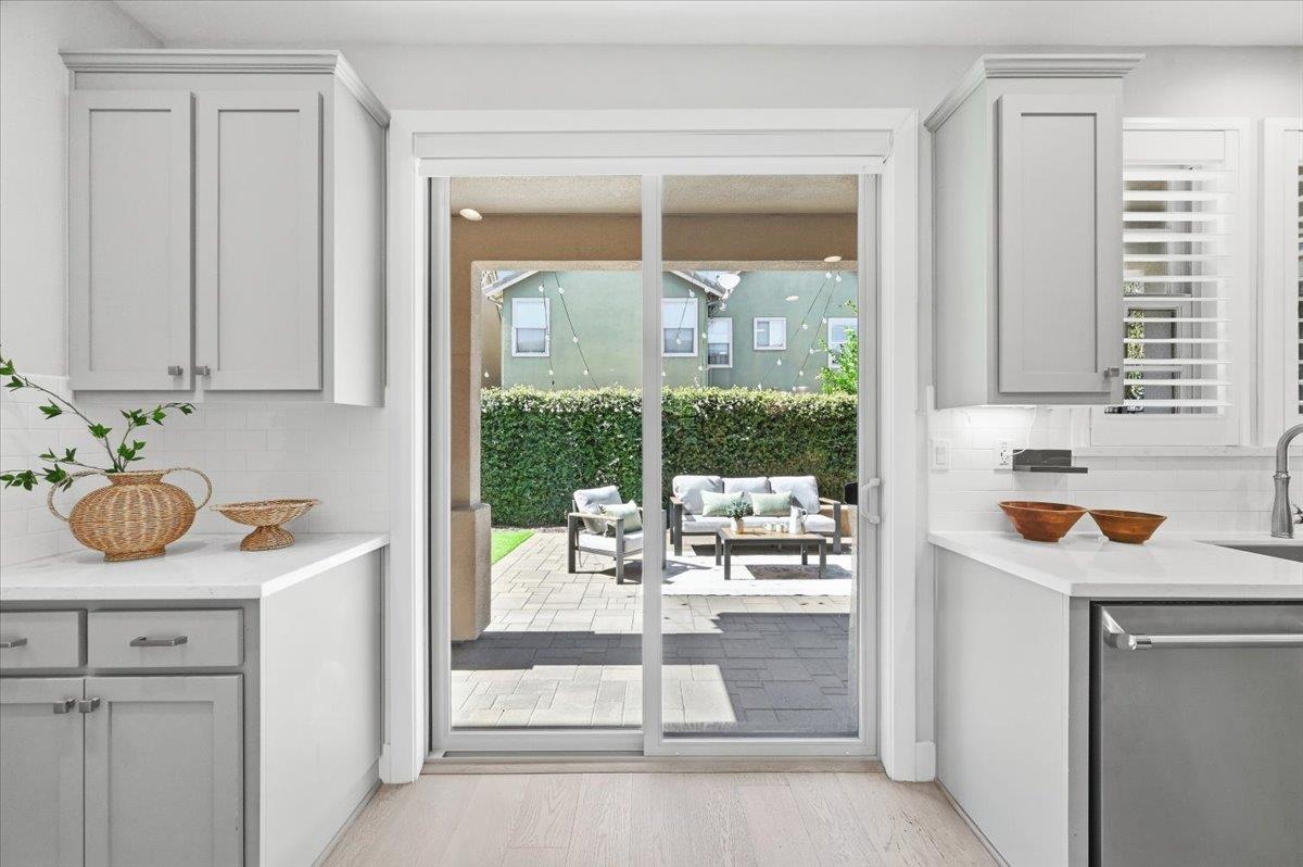 182 Melia LOOP
