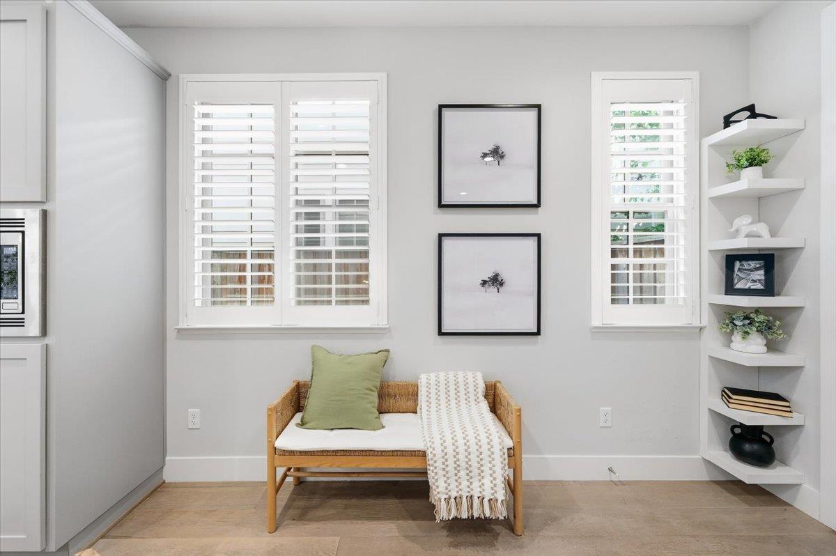 182 Melia LOOP