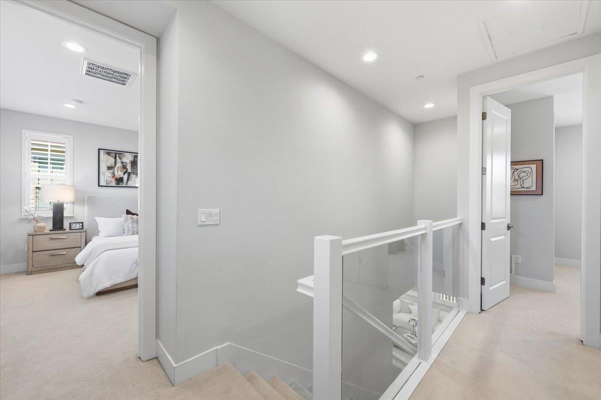 182 Melia LOOP