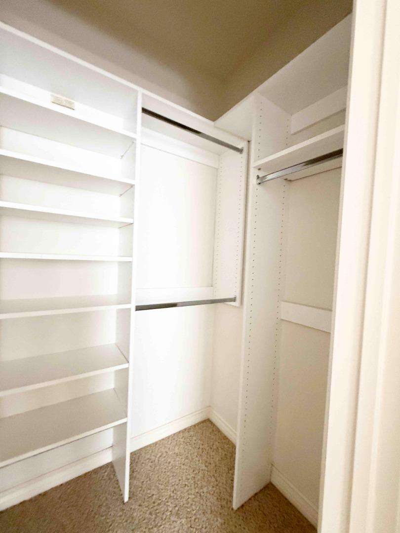 9263 Regents RD B301