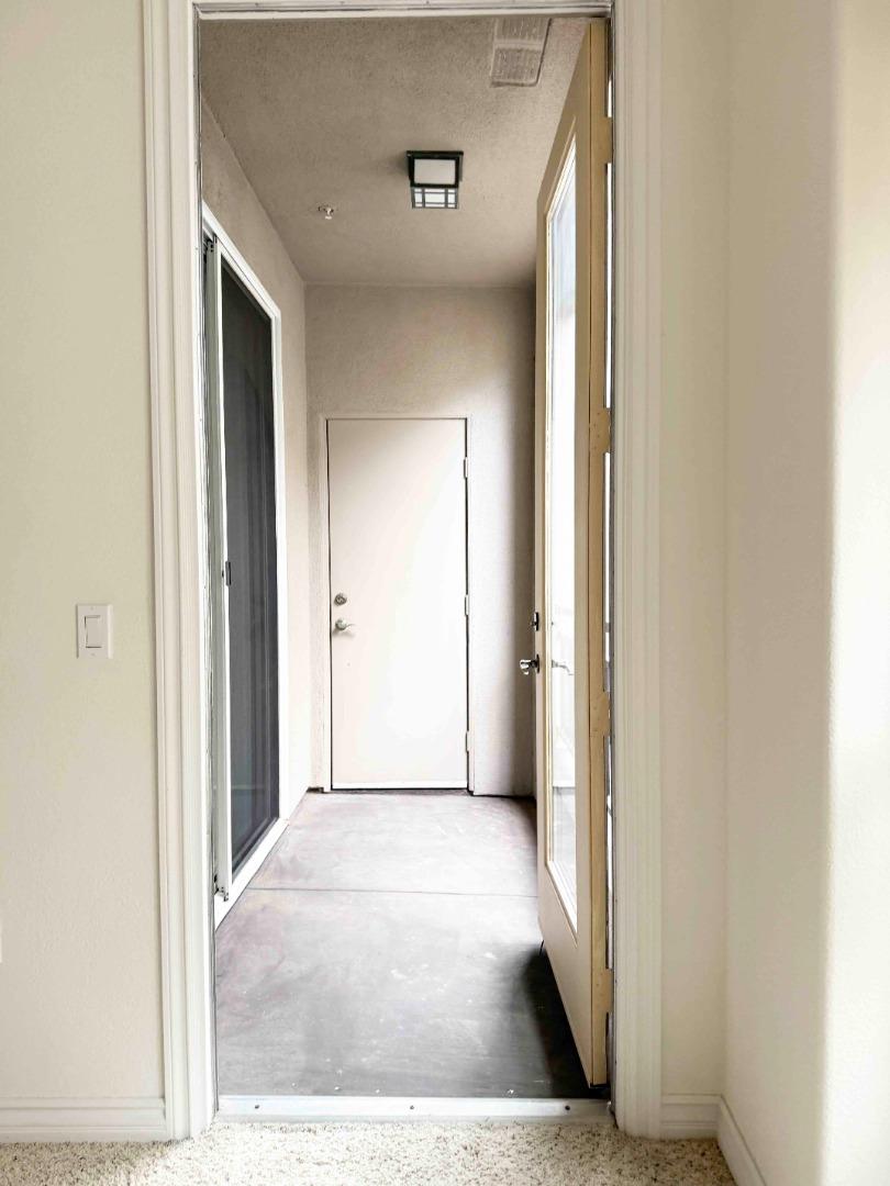 9263 Regents RD B301