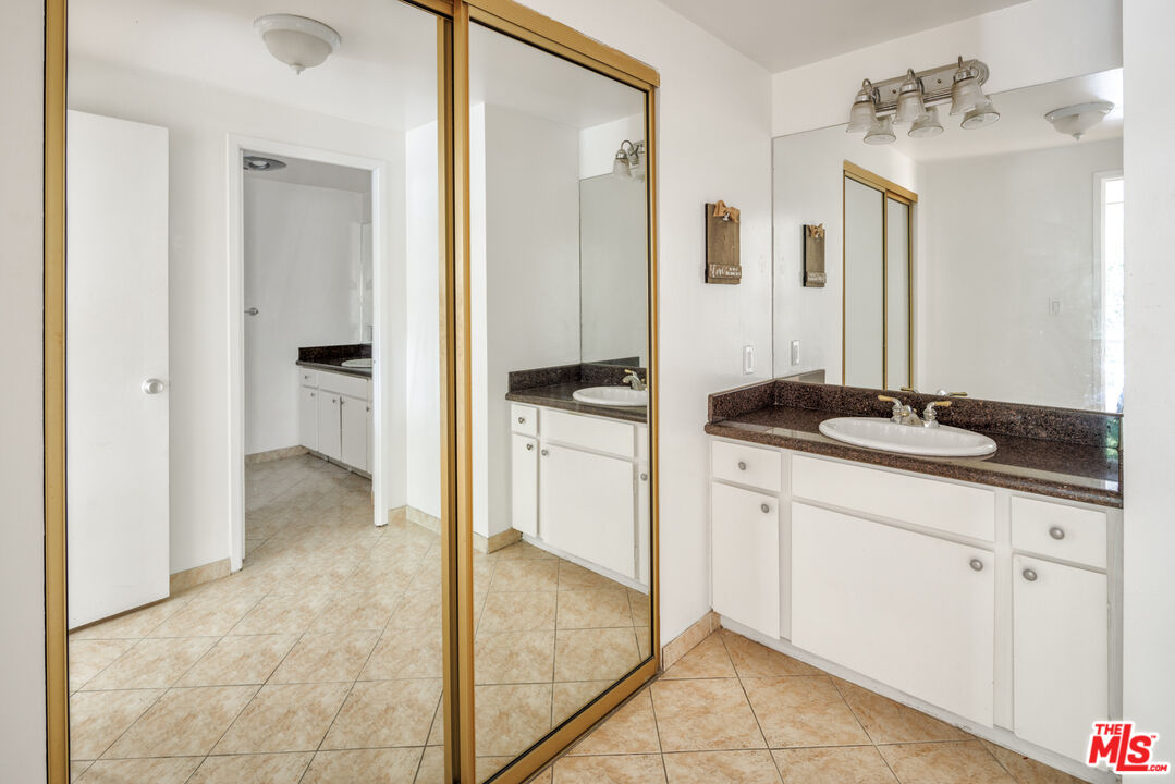 2170 Century Park Unit: 207-S