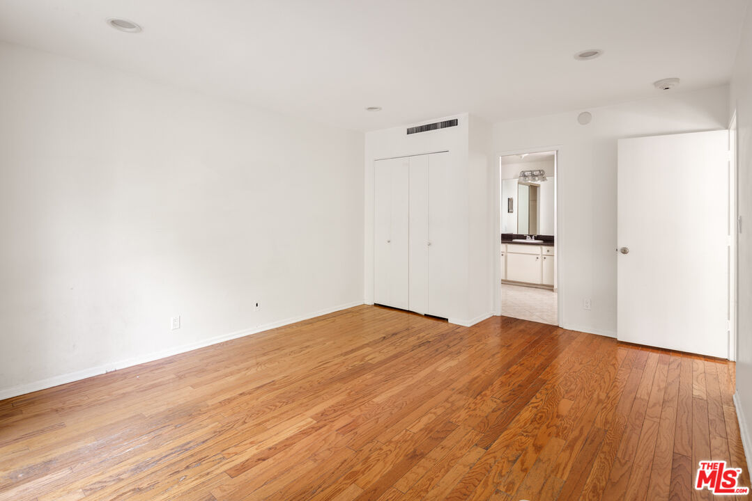 2170 Century Park Unit: 207-S