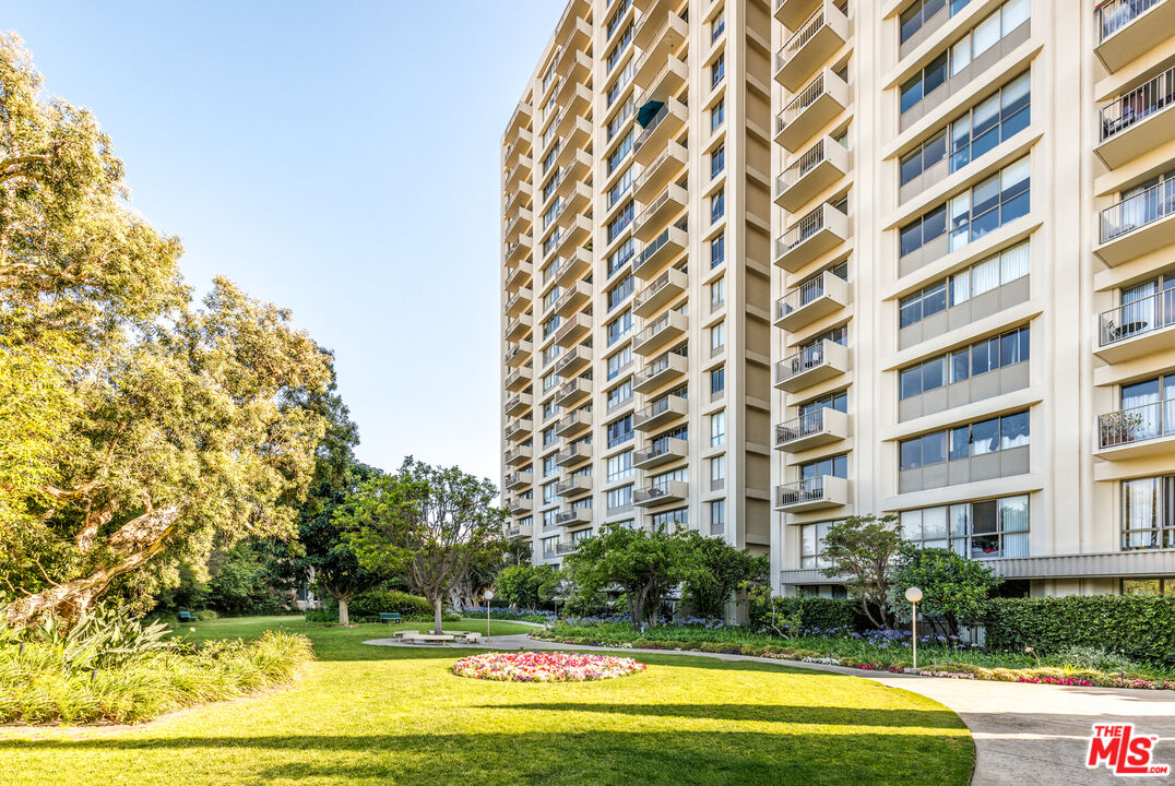 2170 Century Park Unit: 207-S