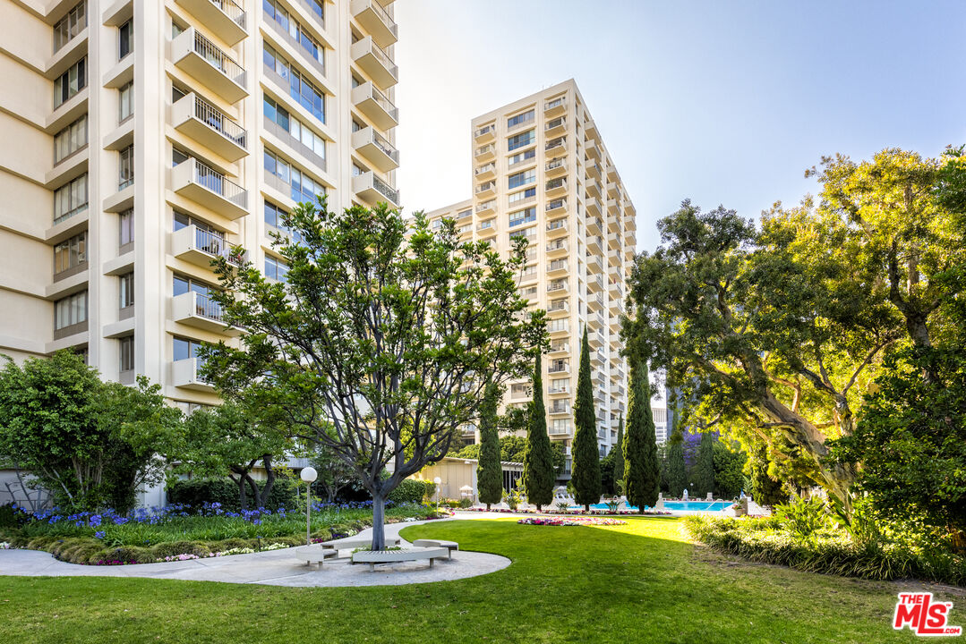 2170 Century Park Unit: 207-S