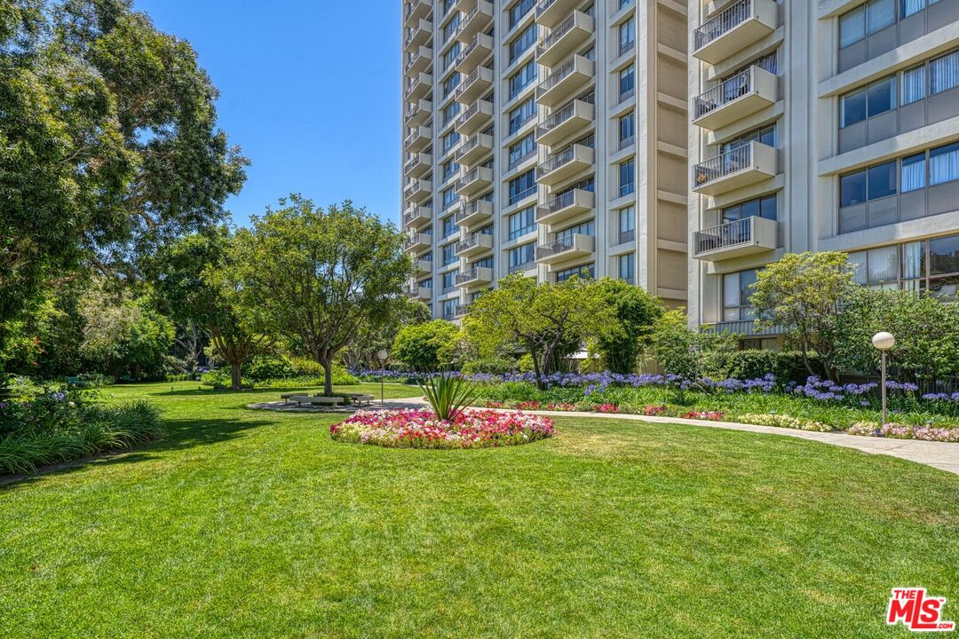 2160 Century Park Unit: 1608