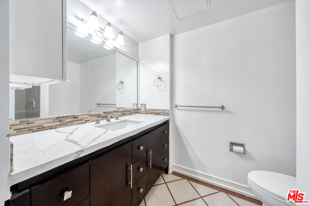 2160 Century Park Unit: 1608