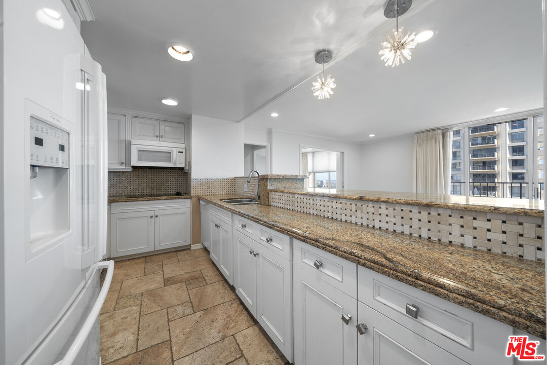 2160 Century Park Unit: 1608