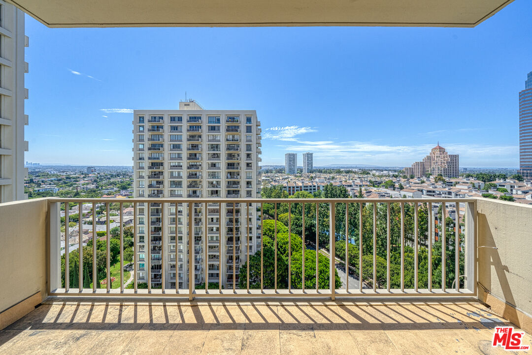 2160 Century Park Unit: 1608