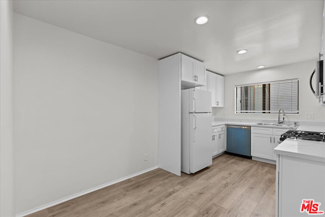 1640 S Bentley Ave Unit: 5