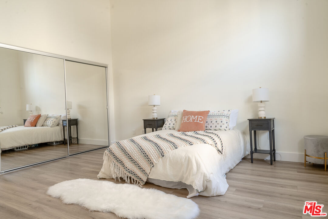 1225 Armacost Ave Unit: 102
